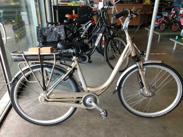 vogue-premium-e-bike-dames-champagne winkel